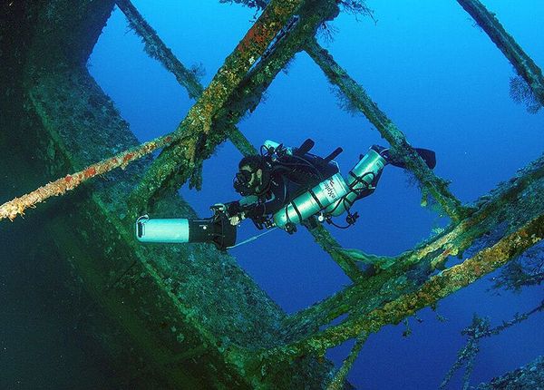 Northern wrecks and reefs